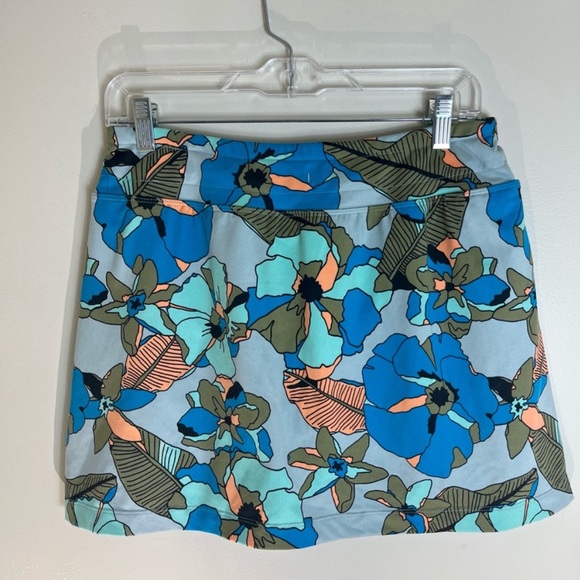 Title Nine Floral Mini Skort - Blue and Green - Picture 2 of 4